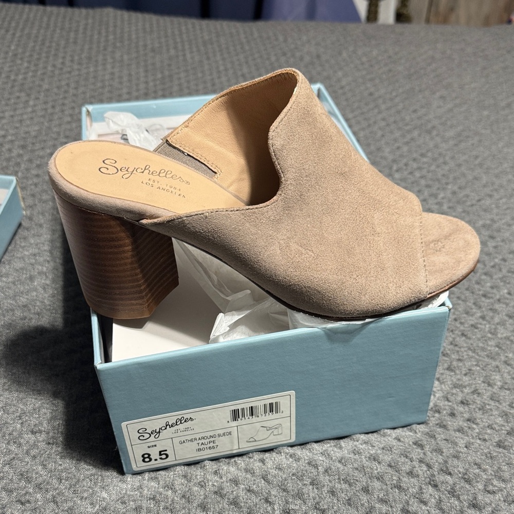 Seychelles Women's Tan Suede Block Heel Mules